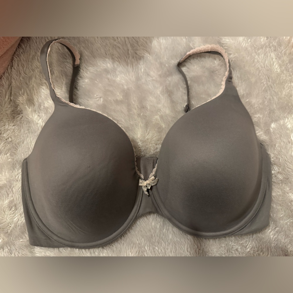 Victoria’s Secret bra